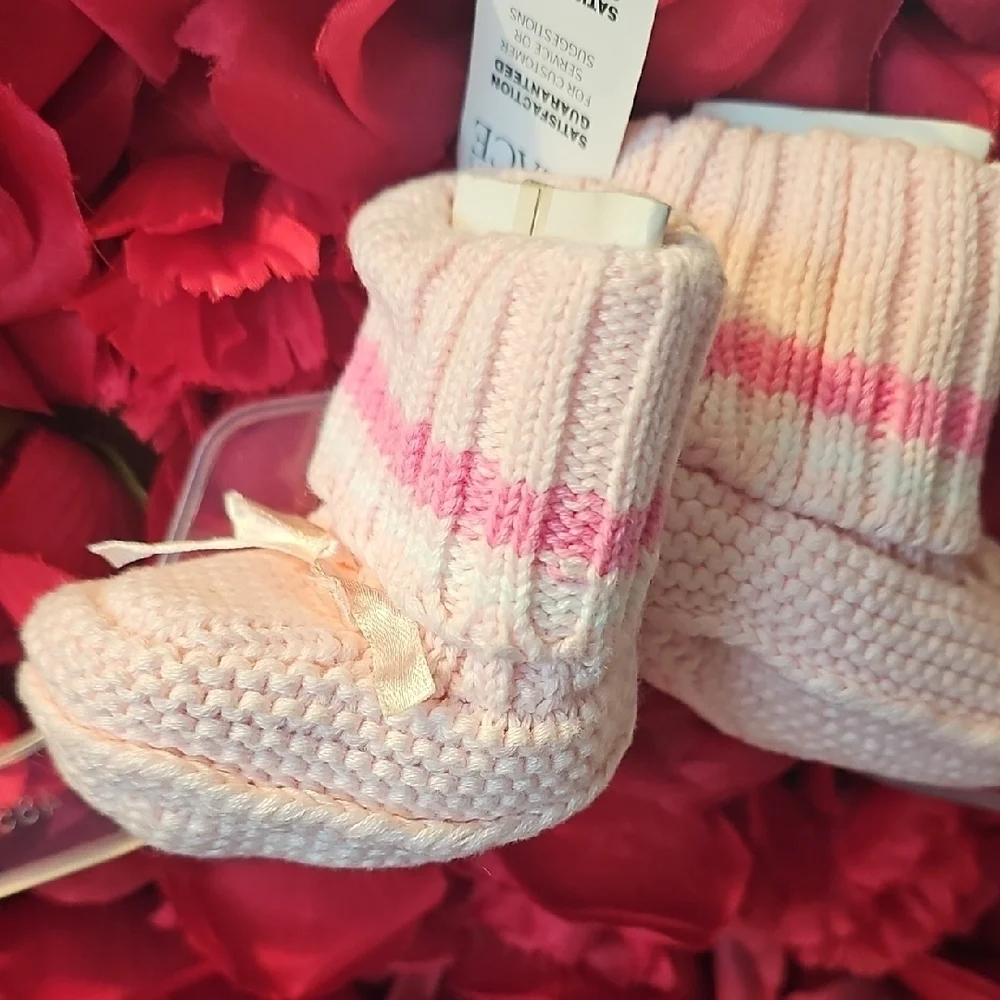 Baby Place Pink Baby Sweater Socks in Sheer Gift Bag Size 6-12 Months